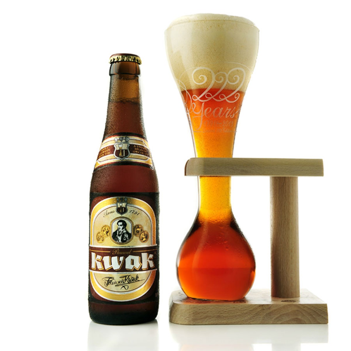 Bia Pauwel Kwak 8,4%-chai 330ml